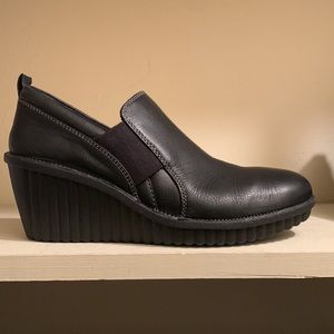 Bionica wedge loafers